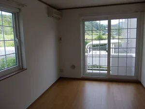 のマンスリーマンション・ウィークリーマンション「プリムローズ　Ａ 101・洋室(No.1304490)」メイン画像