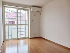 のマンスリーマンション・ウィークリーマンション「マノワール壱番館 102・洋室(No.1304509)」メイン画像