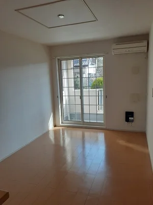 のマンスリーマンション・ウィークリーマンション「プリムローズ　Ⅲ 104・洋室(No.1304577)」メイン画像