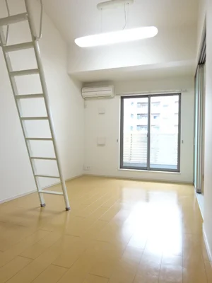 のマンスリーマンション・ウィークリーマンション「ラフィナートⅠ 202・洋室(No.1304578)」メイン画像