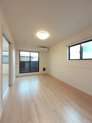 のマンスリーマンション・ウィークリーマンション「コリーヌ・ヴェルトⅠ 202・洋室(No.1304614)」メイン画像