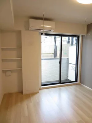 のマンスリーマンション・ウィークリーマンション「ファミーユ・アン 103・洋室(No.1304686)」メイン画像