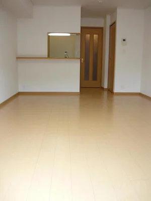 のマンスリーマンション・ウィークリーマンション「カサ・デル・ソルＢ 205・洋室(No.1304702)」メイン画像