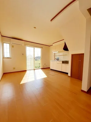 のマンスリーマンション・ウィークリーマンション「ボンヌシャンツＮⅠ 103・洋室(No.1304723)」メイン画像