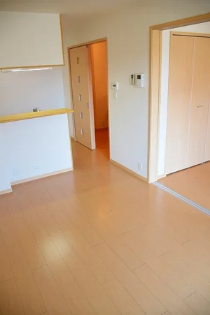 のマンスリーマンション・ウィークリーマンション「シャトル梅ノ木 202・洋室(No.1304756)」メイン画像