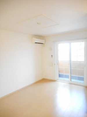 三重県厚生農業協同組合連合会松阪中央総合病院周辺のマンスリーマンション・ウィークリーマンション「ヴェル　スクエア　Ａ 103・洋室(No.1304785)」メイン画像