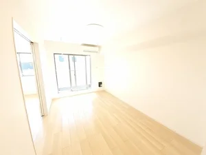 のマンスリーマンション・ウィークリーマンション「シャン・ド・フルールⅡ 203・洋室(No.1304824)」メイン画像