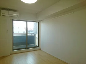 のマンスリーマンション・ウィークリーマンション「ル・クール 201・洋室(No.1304886)」メイン画像