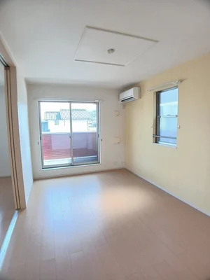 山口市のマンスリーマンション・ウィークリーマンション「リアルエステートⅧ 203・洋室(No.1305053)」メイン画像