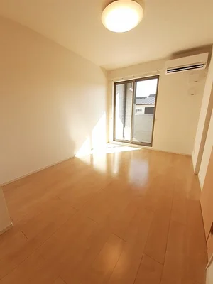 のマンスリーマンション・ウィークリーマンション「ウイングコートⅠ 103・洋室(No.1305068)」メイン画像