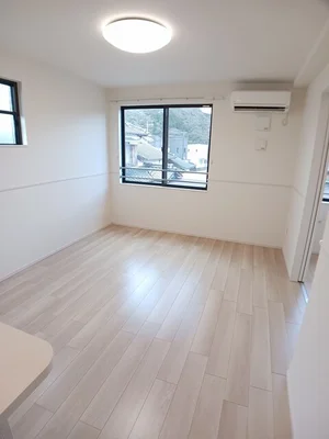 山口県のマンスリーマンション・ウィークリーマンション「フェリス　ガト　Ａ 201・洋室(No.1305073)」メイン画像