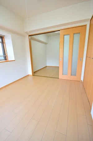 のマンスリーマンション・ウィークリーマンション「ホークシティ駅南 308・洋室(No.1305087)」メイン画像