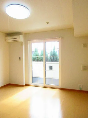 のマンスリーマンション・ウィークリーマンション「シティヒルズＢ 102・洋室(No.1305093)」メイン画像