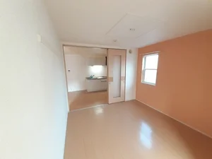 のマンスリーマンション・ウィークリーマンション「グリーンソレイユ 106・洋室(No.1305121)」メイン画像