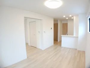 のマンスリーマンション・ウィークリーマンション「ロータス北泉５ 101・洋室(No.1305216)」メイン画像