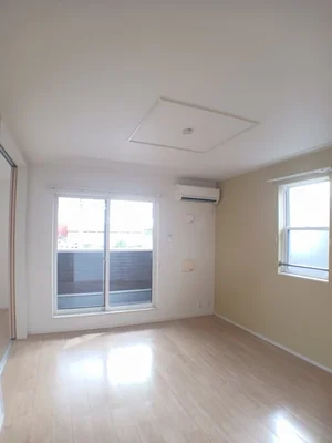 のマンスリーマンション・ウィークリーマンション「ナカマヒルズＤ 201・洋室(No.1305226)」メイン画像