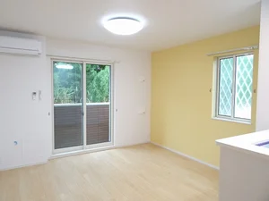 茅町駅（三重県）のマンスリーマンション・ウィークリーマンション「コッティ伊賀 107・洋室(No.1305227)」メイン画像