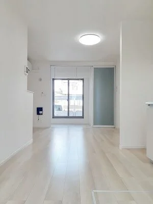 のマンスリーマンション・ウィークリーマンション「メゾン・ド・ココ 101・洋室(No.1305256)」メイン画像