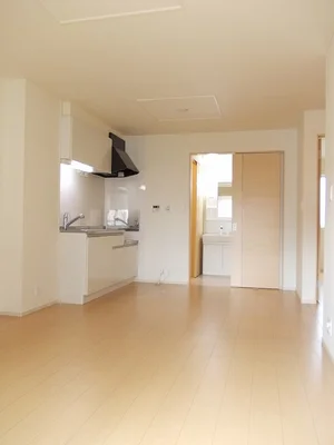 のマンスリーマンション・ウィークリーマンション「カーサ中央Ⅰ 102・洋室(No.1305269)」メイン画像