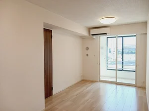 のマンスリーマンション・ウィークリーマンション「サンセール　花園　Ⅱ 102・洋室(No.1305331)」メイン画像