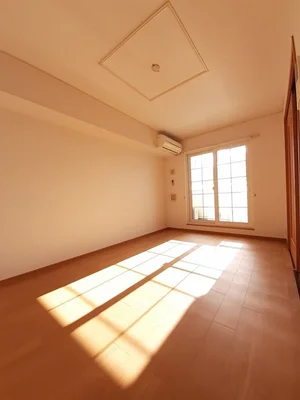 のマンスリーマンション・ウィークリーマンション「メゾンアモロッソⅠ番館 202・洋室(No.1305335)」メイン画像