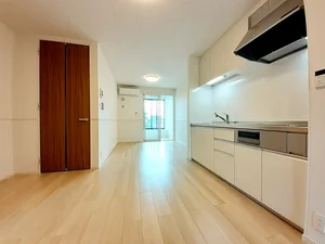 のマンスリーマンション・ウィークリーマンション「カルムロジェⅢ 103・洋室(No.1305348)」メイン画像