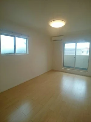 のマンスリーマンション・ウィークリーマンション「リッチフル　シェードＢ 204・洋室(No.1305439)」メイン画像