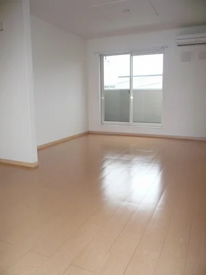 のマンスリーマンション・ウィークリーマンション「サンライズ戸高 203・洋室(No.1305534)」メイン画像