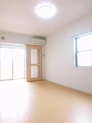 江戸橋駅（三重県）のマンスリーマンション・ウィークリーマンション「ハイシード平和 101・洋室(No.1305569)」メイン画像