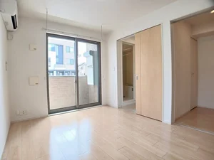 のマンスリーマンション・ウィークリーマンション「メゾン　アルカンシエル　ドゥ 101・洋室(No.1305573)」メイン画像