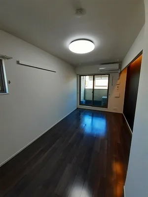 のマンスリーマンション・ウィークリーマンション「Ｋ’ｓ　Ｐｌａｃｅ　Ⅱ 202・洋室(No.1305609)」メイン画像