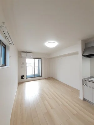 のマンスリーマンション・ウィークリーマンション「ルミナーレ　Ⅰ 201・洋室(No.1305927)」メイン画像