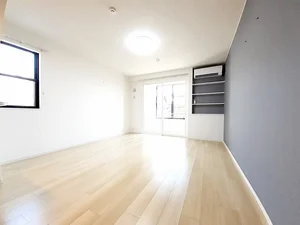 のマンスリーマンション・ウィークリーマンション「ラ・ガーディア 101・洋室(No.1306064)」メイン画像