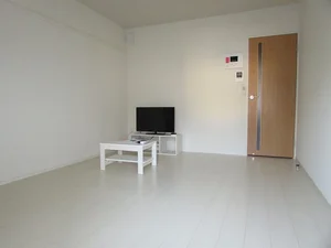 のマンスリーマンション・ウィークリーマンション「クレイノＫＡＧＵＲＡＭＡＣＨＩ 101(No.1306119)」メイン画像