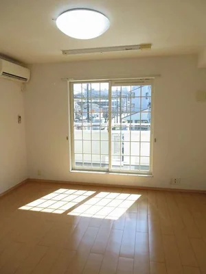 のマンスリーマンション・ウィークリーマンション「シュティル　シェーネ 201・洋室(No.1306717)」メイン画像