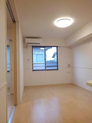 のマンスリーマンション・ウィークリーマンション「プレジールⅠ 204・洋室(No.1306777)」メイン画像