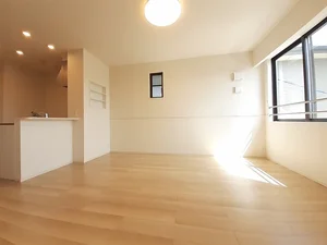 のマンスリーマンション・ウィークリーマンション「プラムツリー 202・洋室(No.1306807)」メイン画像