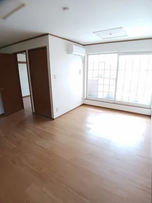 のマンスリーマンション・ウィークリーマンション「シャン・ド・フルール 202・洋室(No.1306814)」メイン画像