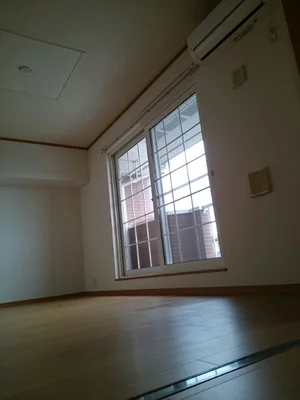 のマンスリーマンション・ウィークリーマンション「Ｌｉｔｔｌｅ　Ｆｏｒｅｓｔ　Ⅱ 202・洋室(No.1306851)」メイン画像