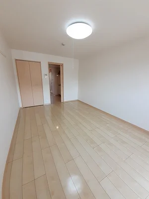 のマンスリーマンション・ウィークリーマンション「ベル・シャンブル 102・洋室(No.1306910)」メイン画像