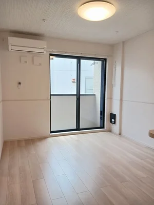 岡山市中区のマンスリーマンション・ウィークリーマンション「光テラス　Ⅱ 103・洋室(No.1306931)」メイン画像