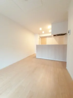 のマンスリーマンション・ウィークリーマンション「セレーノ　プラシード　Ⅰ 102・洋室(No.1306982)」メイン画像