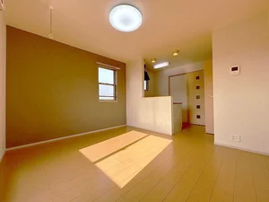 のマンスリーマンション・ウィークリーマンション「マーベラスⅢ 204・洋室(No.1307112)」メイン画像