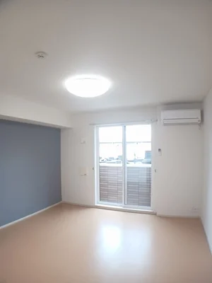 のマンスリーマンション・ウィークリーマンション「カーサ　ルーナ 103・洋室(No.1307114)」メイン画像