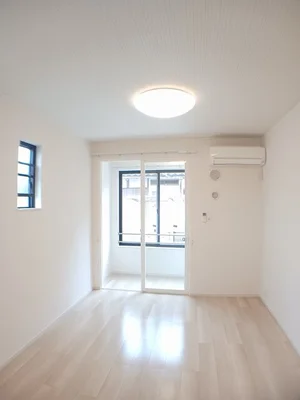 のマンスリーマンション・ウィークリーマンション「アメージングⅠ 104・洋室(No.1307126)」メイン画像