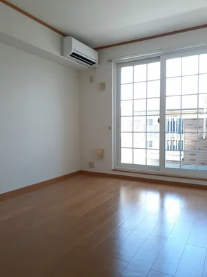 鹿児島県のマンスリーマンション・ウィークリーマンション「Ｌｕｃｋｙ・ＴｅｎⅠ 202・洋室(No.1307134)」メイン画像