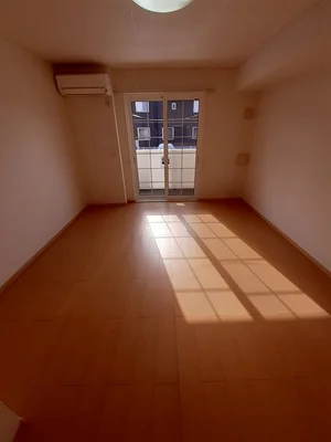 西条市のマンスリーマンション・ウィークリーマンション「ビバーチェ　ジェイ　ウノ 106・洋室(No.1307286)」メイン画像