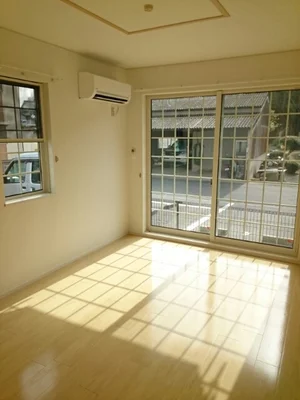 のマンスリーマンション・ウィークリーマンション「ポプラーレ 101・洋室(No.1307301)」メイン画像