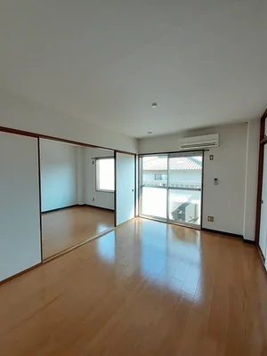 のマンスリーマンション・ウィークリーマンション「エメラルドハイツ 202・洋室(No.1307327)」メイン画像