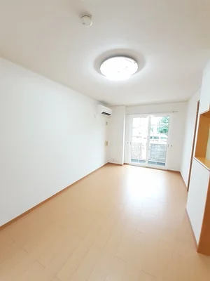 のマンスリーマンション・ウィークリーマンション「カ－ロ・アンビエンテ　Ｂ 103・洋室(No.1307334)」メイン画像